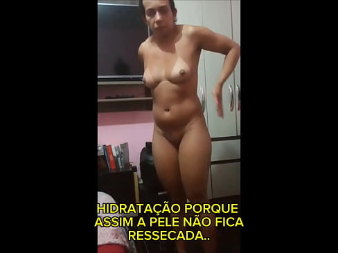 FOGO NO RABO E PICOLÉ PRA REFRESCAR COM GOSTO DE ROLA E DA A BUCETA PRA REFRESCAR