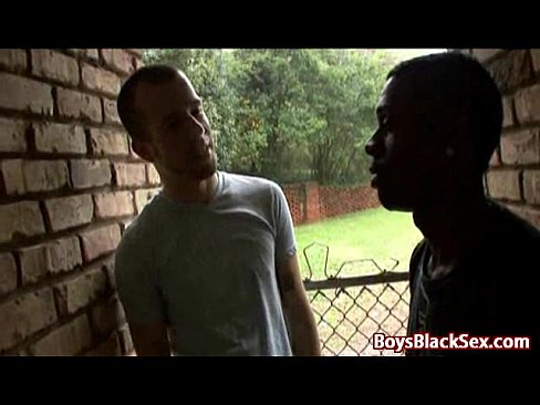 Interracial Hardcore Gay Bareback Fucking 02