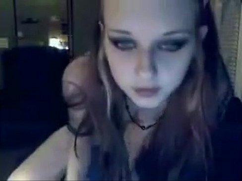 Hot emo chick fucking herself