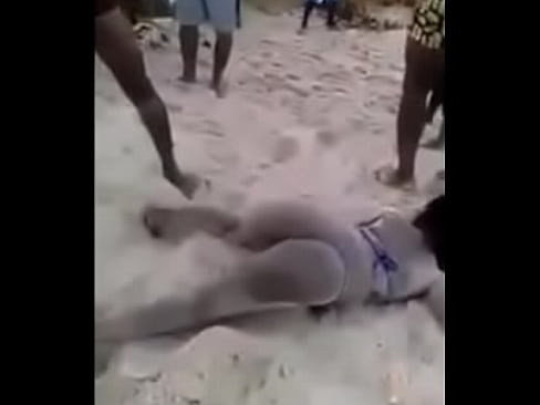 Baisé à la plage