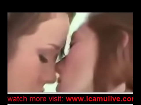 lesbian girl kisses at bed