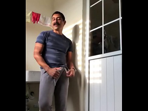 Macho mexicano sexy