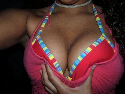 BUSTY HOT Amateur Girls 8