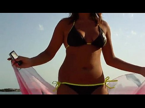 bikini belly dancing - darbuka solo