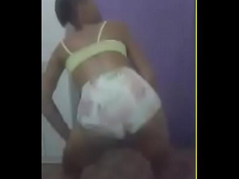 Trans Novinha Rebolando Gostoso I