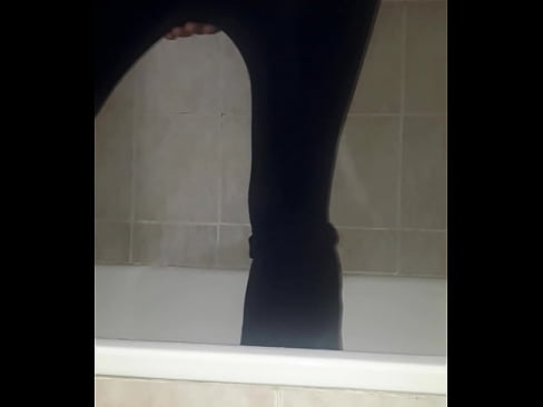 Pantalón elastizado de mi mujer, les gusta mi cola?