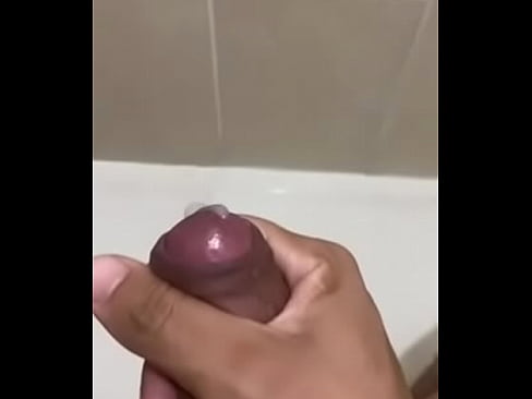 Paja de toca leche leche acompañada de cebo