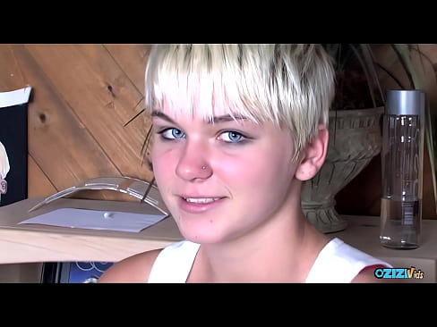 Pixie cut beauty is great at hardcore cock pleasing