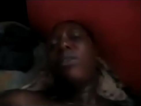 Married Liberian woman fucking.MOV