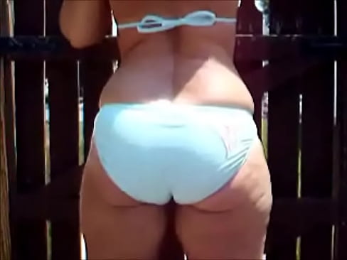 Thick Nice Ass in Bikini