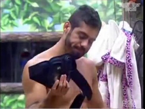 YURI - BBB12 - Acorda Excitado (NaoETrailer)