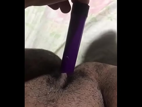 Vibrador na buceta