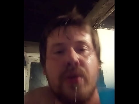 Cumshot in mouth and face