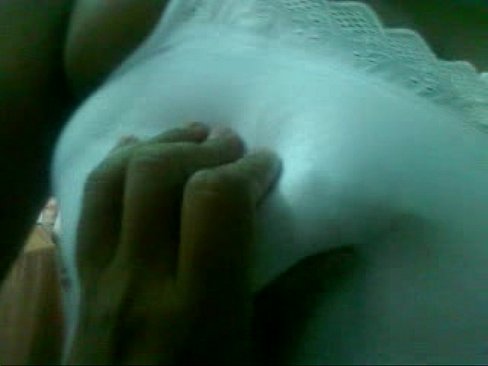 mallu aunty showing boobs and ass