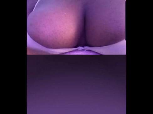 boobs on periscope shaking out