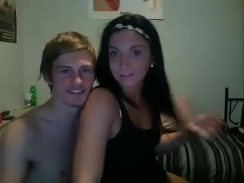 Hot lovers sharing stuffs with the web cam