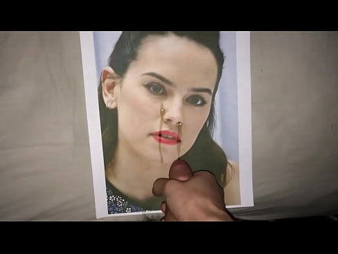 My huge cum tribute to Daisy Ridley 3