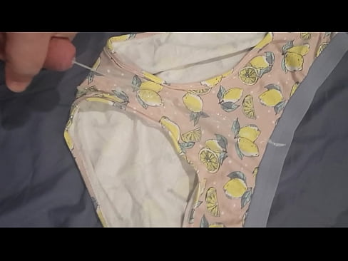 Jerking with big sister's dirty underwear