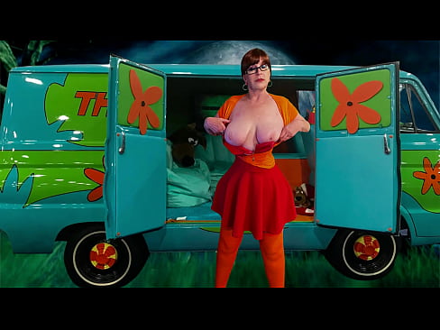 Old mature Scooby Doo Gilf Velma cums by hand and tongue