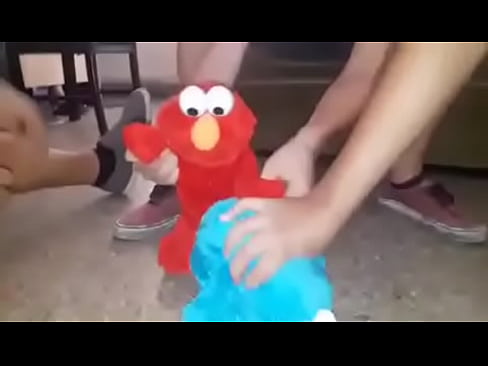 Elmo el Destroza Galleta (UNCENSORED)