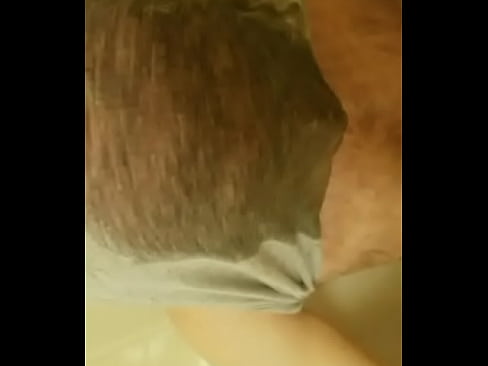 Pissing on bottoms face