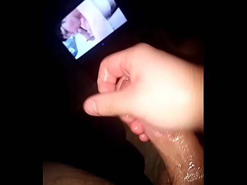 Stroking my short dick