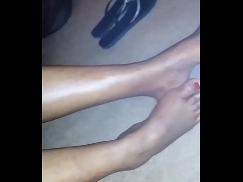 Cute ebony toes