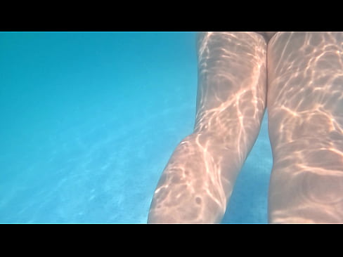 Underwater Pawg 4K