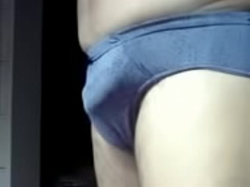 A pica pulsa para fugir da cueca