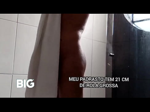 PADASTRO GOSTOSO ME FODE NO BANHEIRO