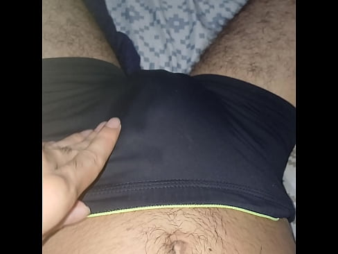 Pau duro na cueca