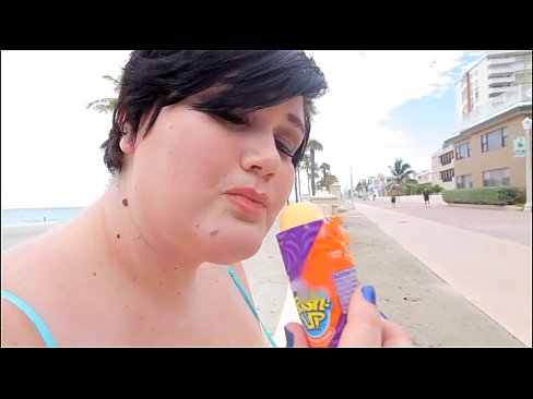 Busty BBW Serentiy Sinn Sucks Cream and Cock on Beach