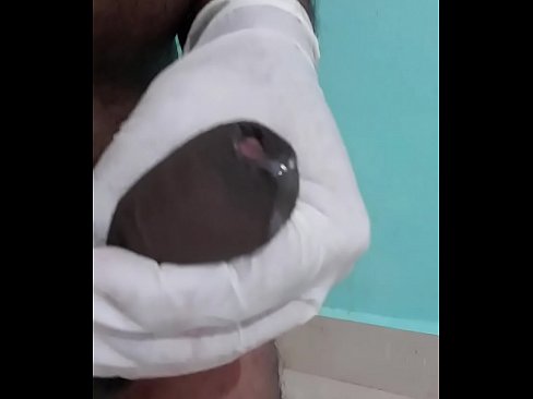 Desi ladka uses gloves to cum