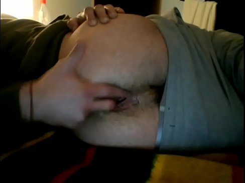 Italian Guy stretch his hole