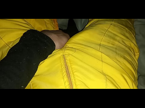 Snow suit was amazing to see my boner outlined.️️u