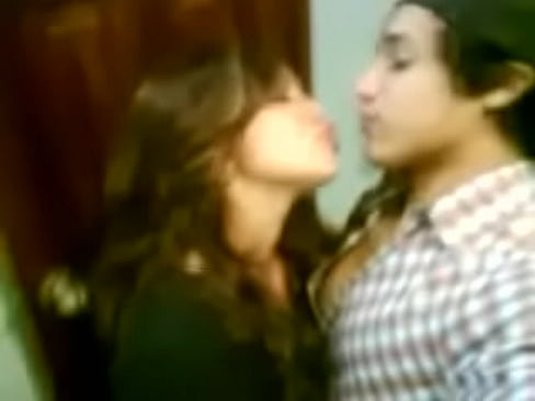 lahore boy & girl hot kiss