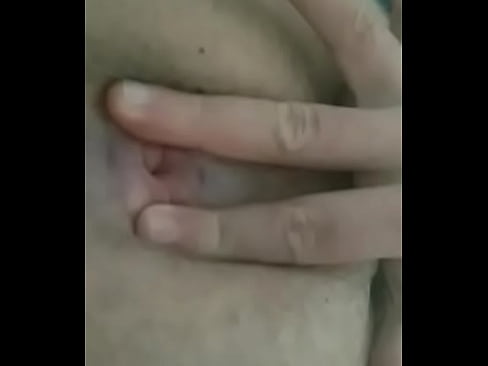 Metendo o dedo no cu