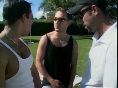 Muscled latino studs getting naughty in furious outdoor threesome