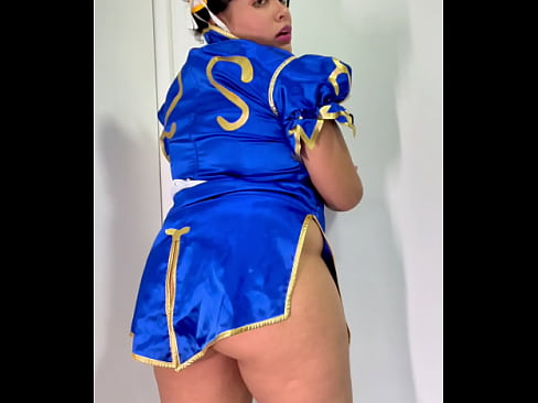 BBW Chun-li Can't Stop Farting