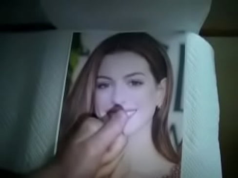 Cumming on Anne Hathaway