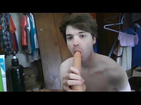 Horny Twink Niko Springs Sucks on Dildo Before Work