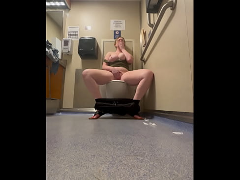 PUBLIC BATHROOM: Taking my big titties out on a long ferry trip. I’ll tell you all about it at https://www.sextpanther.com/LuluWilde