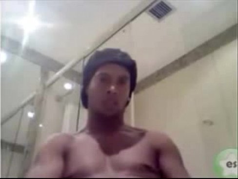 Ronaldinho wanking