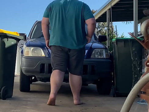 Chubby cums behind car again