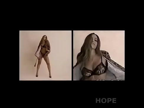 Anitta fazendo propaganda
