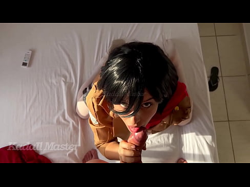 Mikasa mandona mamou e sentou gostoso no pau do Eren