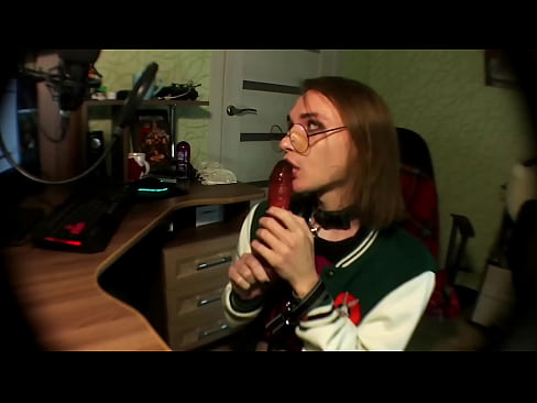 femboy gives dildo a messy head and fingers ass till it gapes