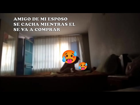 AMIGO SE METE A CAMA MIENTRAS MI ESPOSO SE VA HACER CAPACITACIÓN ALQUILAMOS DOS CAMAS PARA TODOS