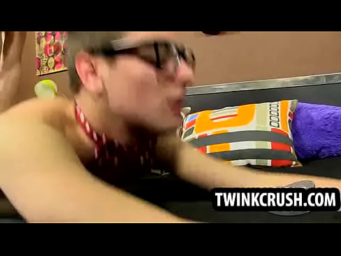 Twink wearing glasses gets fucked in his ass bareback