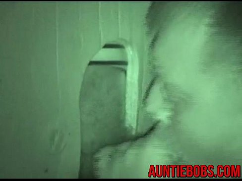 Amateur gay blowing glory hole dick